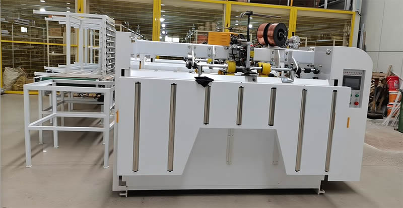 Semi-automatic Stitching Machine, 600 Stitches/min, SDJ-D