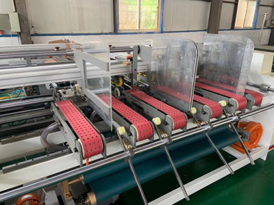 Semi-automatic Gluing Machine
